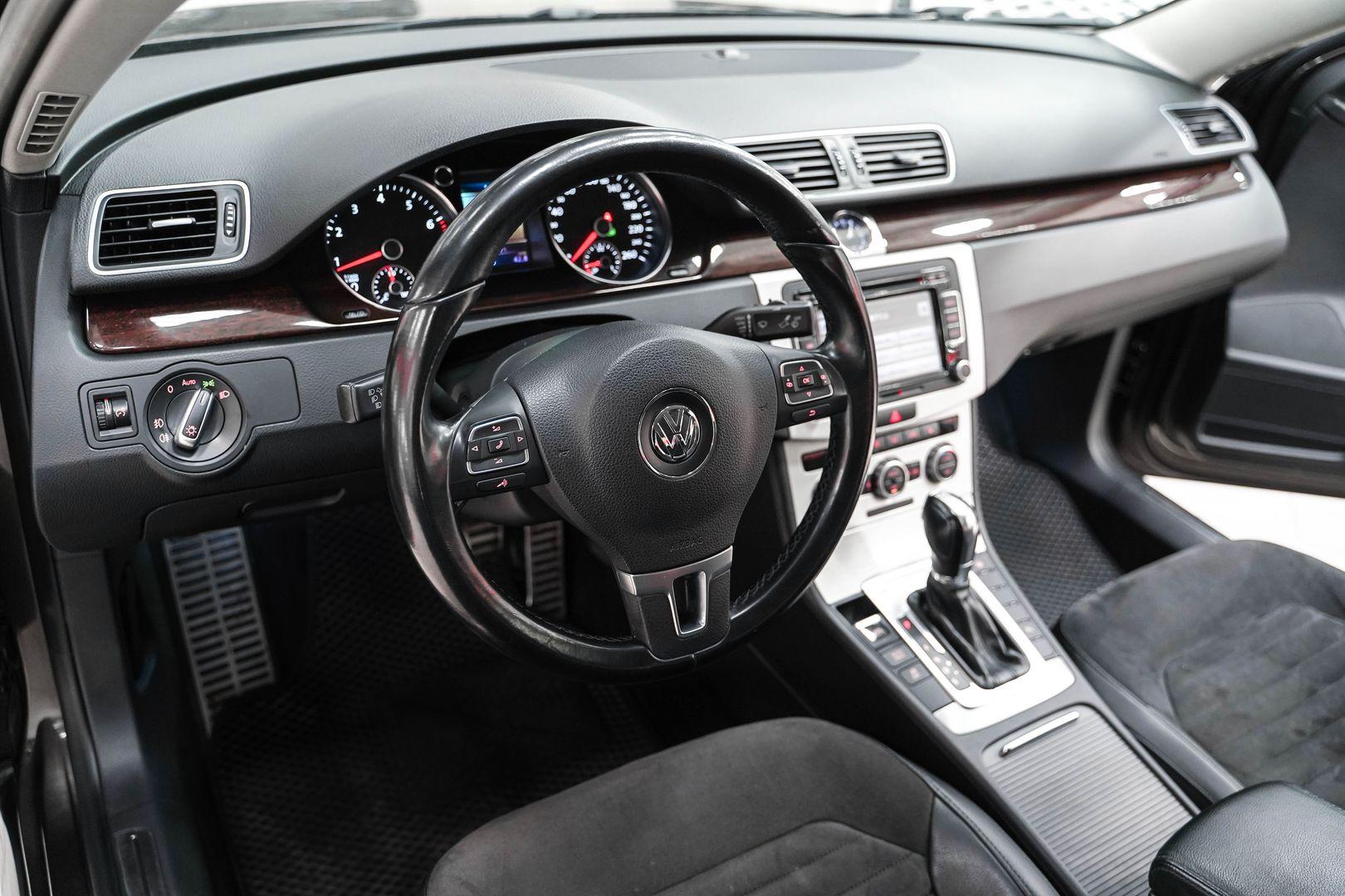 Volkswagen Passat 2013, коричневый, ДЦ Орехово