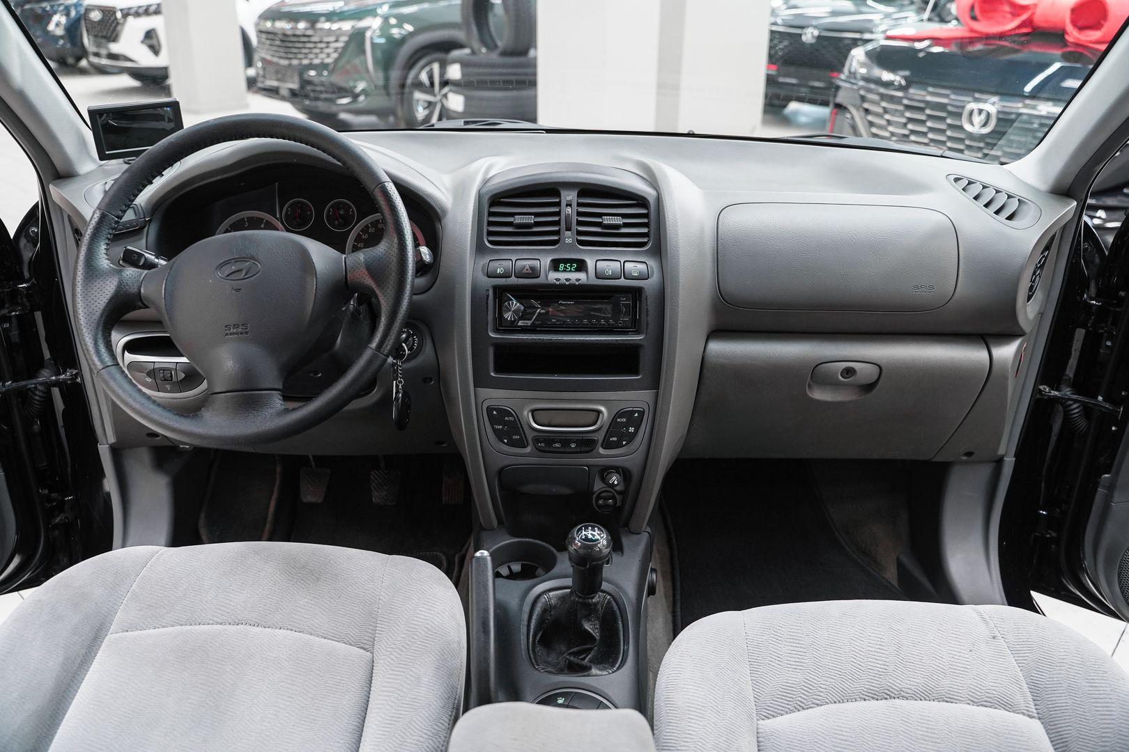 Hyundai Santa Fe 2005, черный, ДЦ Орехово