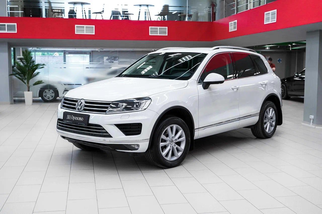 Volkswagen Touareg 2016, белый, ДЦ Орехово