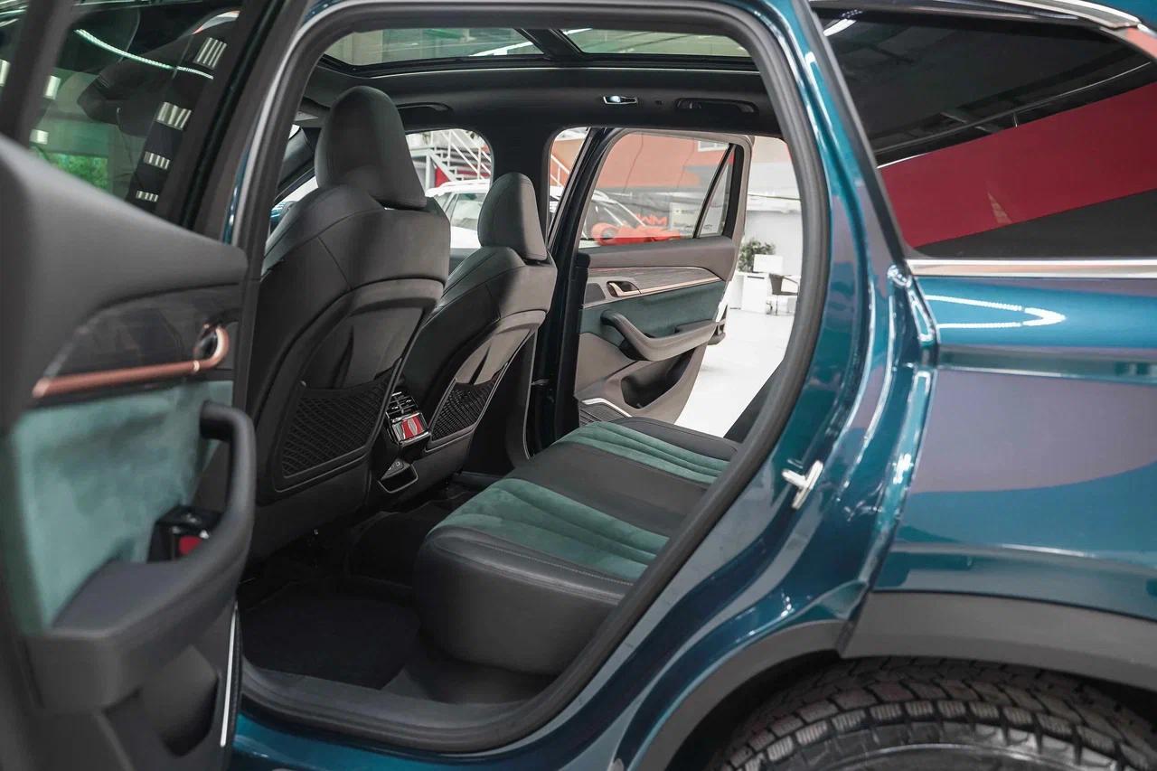 Geely Monjaro 2023, зеленый, ДЦ Орехово