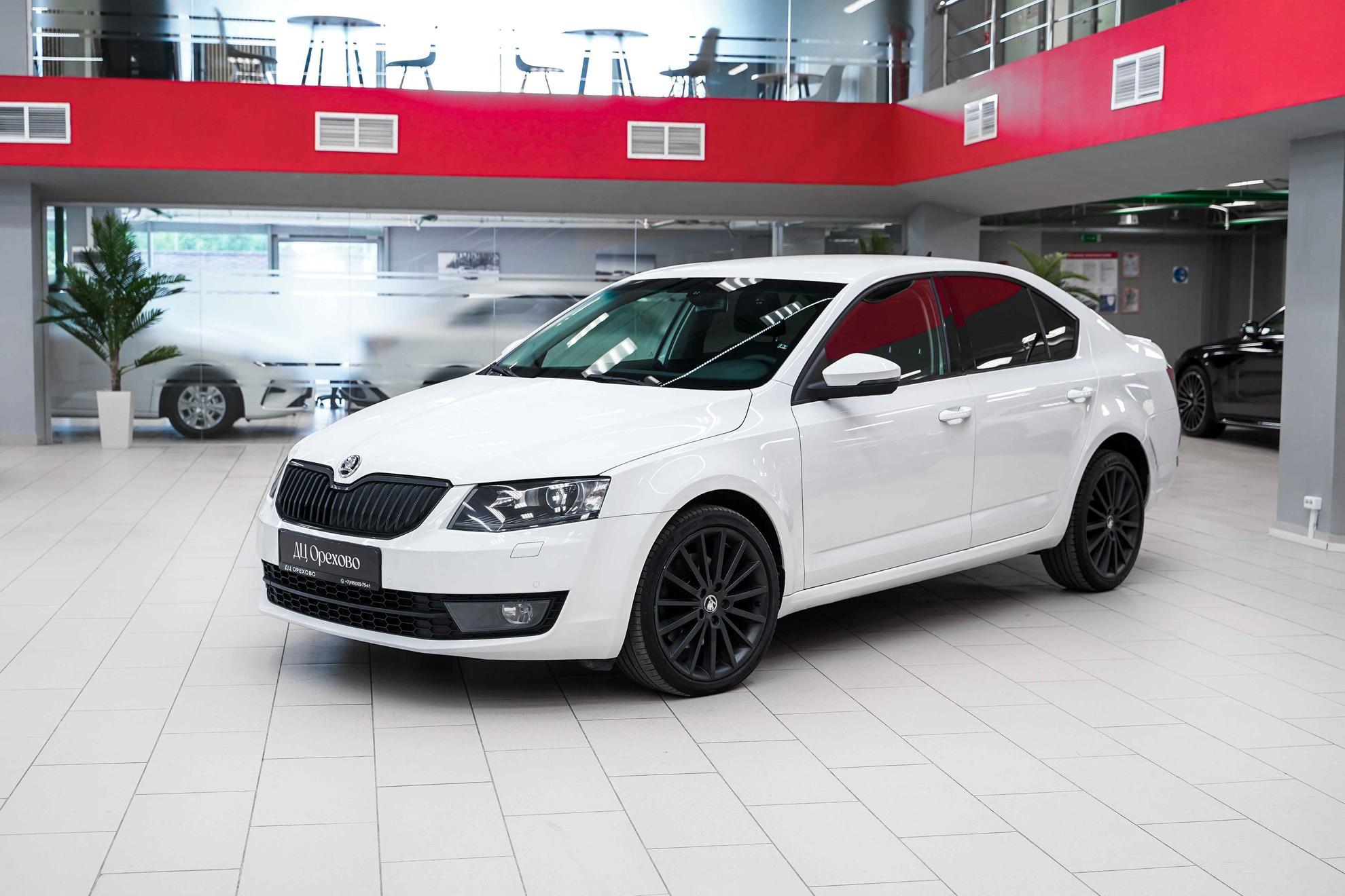 Skoda Octavia 2014, белый, ДЦ Орехово