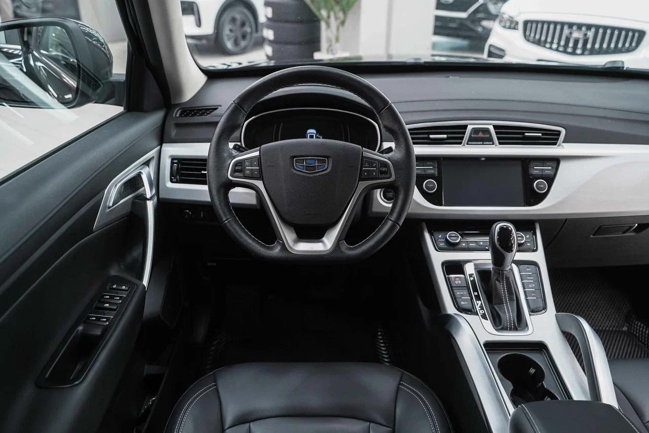 Geely Atlas 2021, черный, ДЦ Орехово