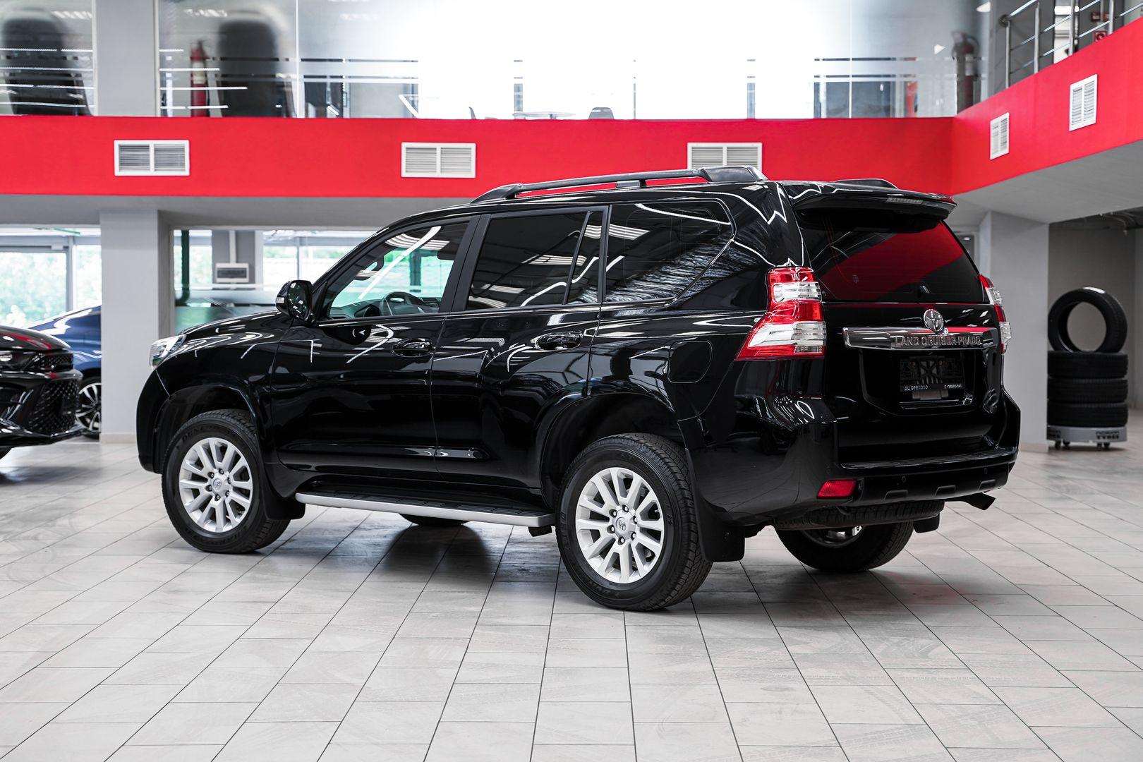 Toyota Land Cruiser Prado 2014, черный, ДЦ Орехово