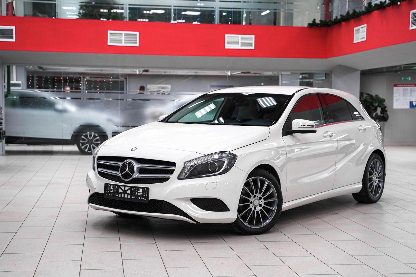 Mercedes-Benz A-Класс 2013, белый, ДЦ Орехово