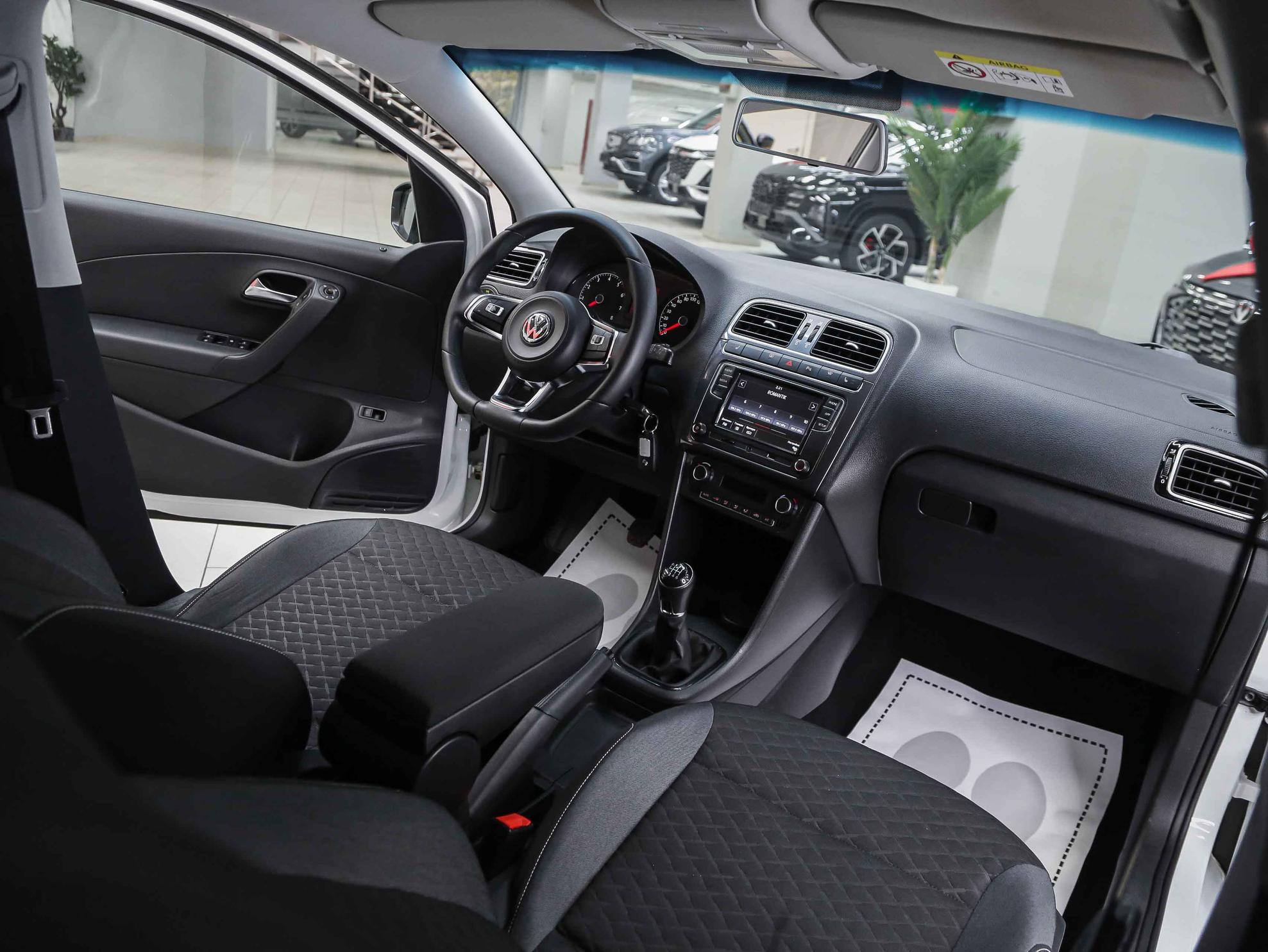 Volkswagen Polo 2019, белый, ДЦ Орехово