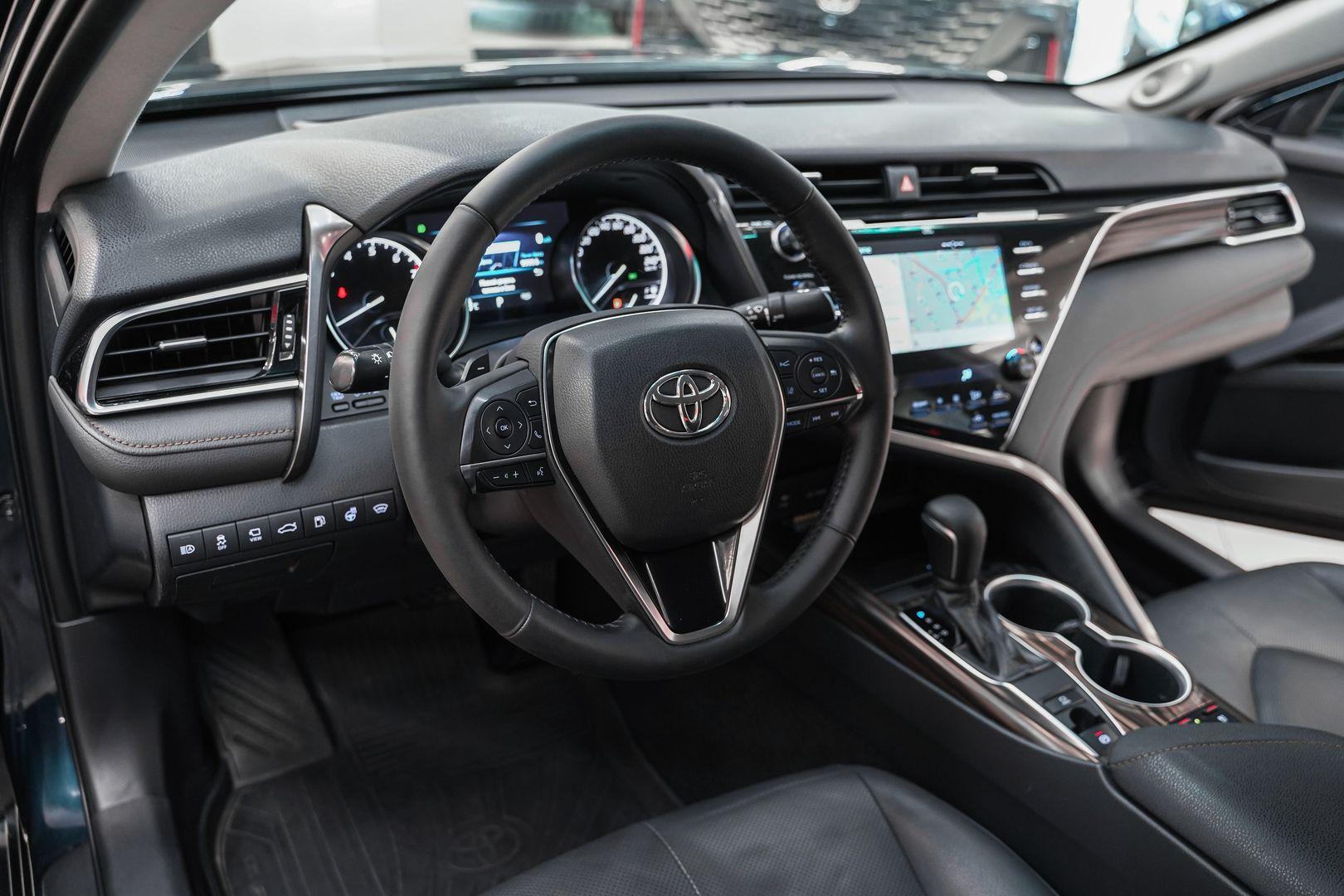 Toyota Camry 2018, синий, ДЦ Орехово