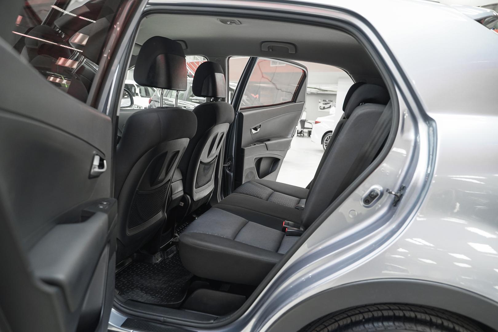 SsangYong Actyon 2013, серый, ДЦ Орехово