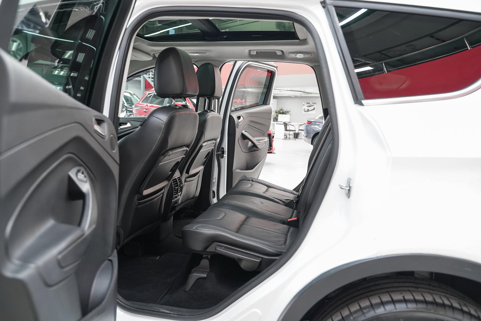 Ford Kuga 2014, белый, ДЦ Орехово