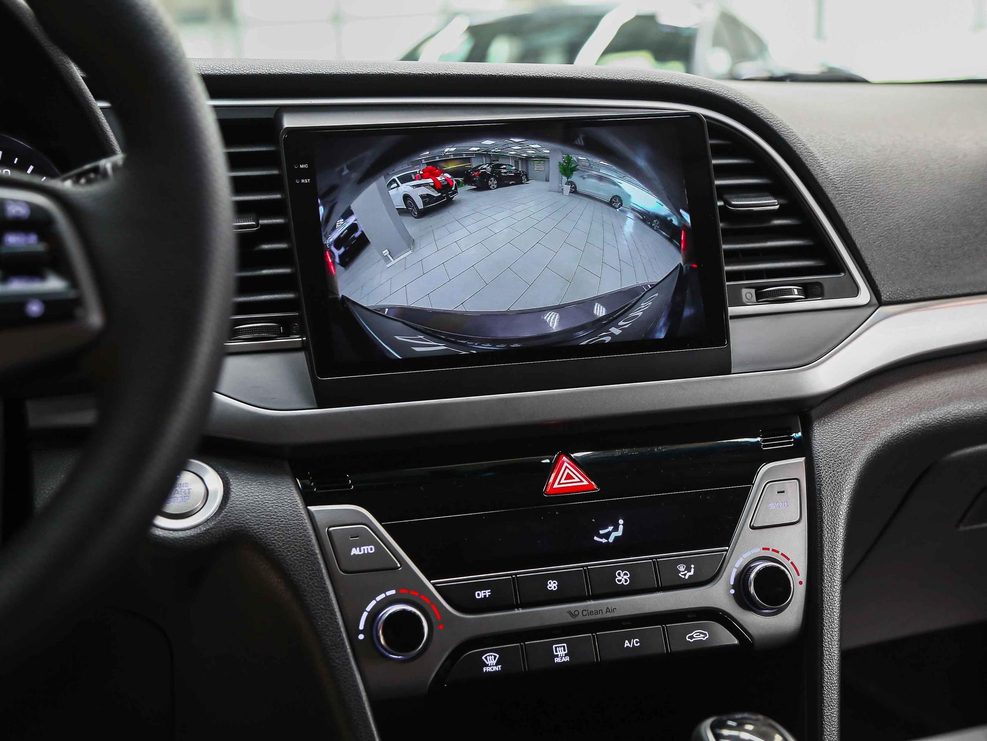 Hyundai Elantra 2016, серый, ДЦ Орехово