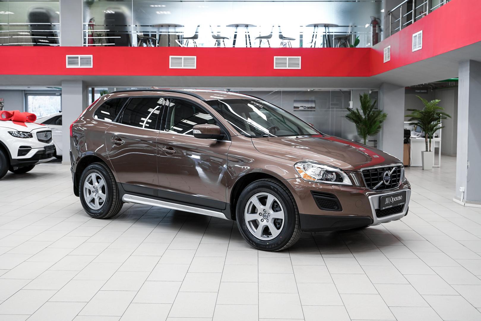 Volvo XC60 2011, коричневый, ДЦ Орехово