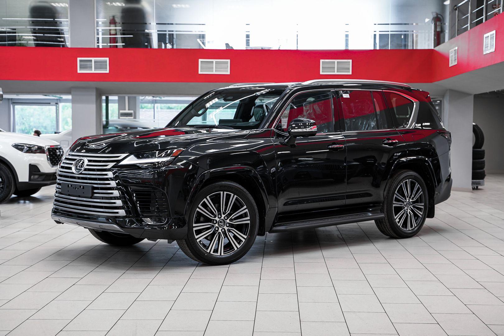 Lexus LX 2025, черный, ДЦ Орехово