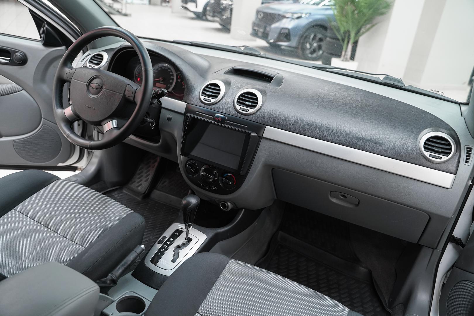 Chevrolet Lacetti 2010, белый, ДЦ Орехово
