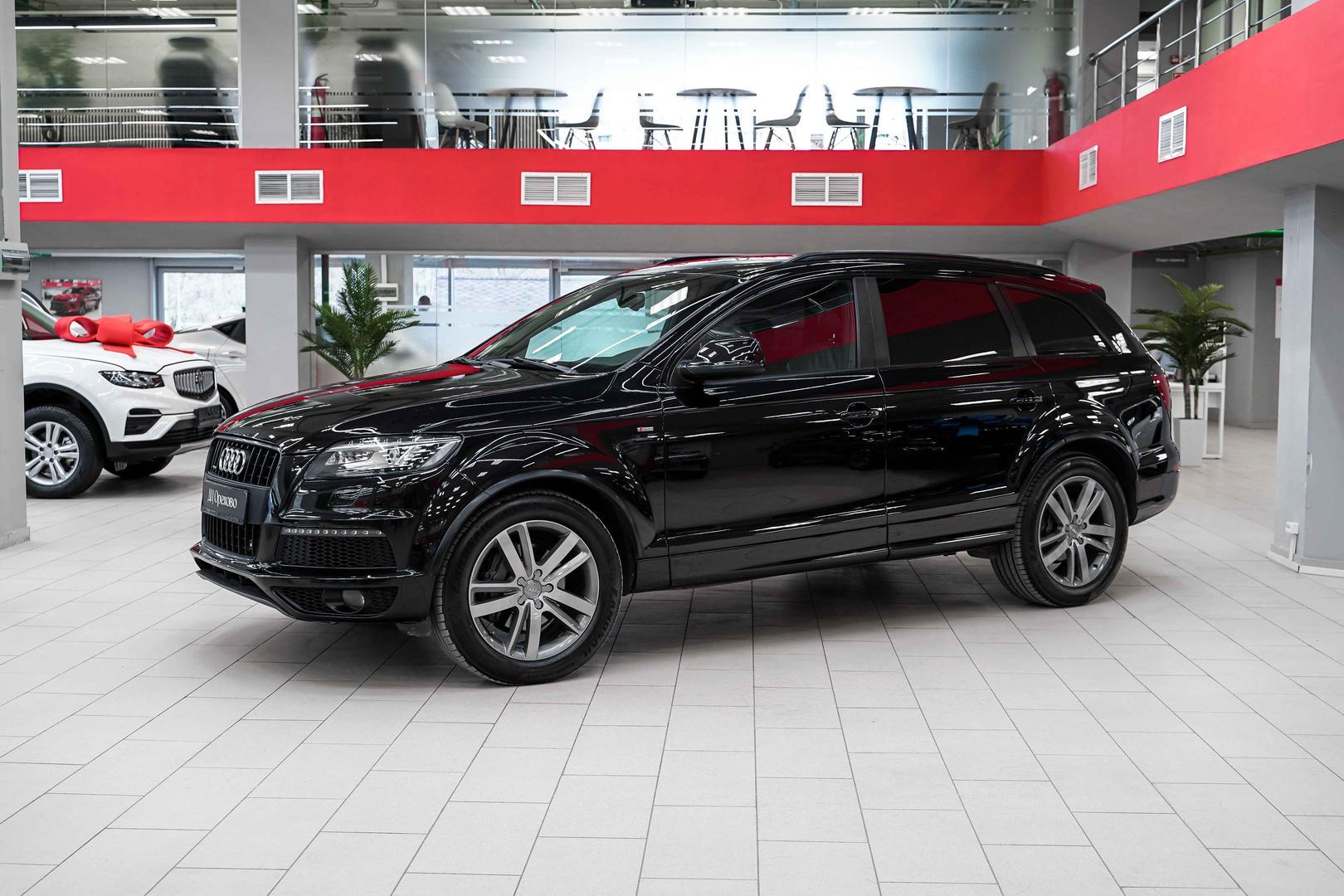 Audi Q7 2013, черный, ДЦ Орехово