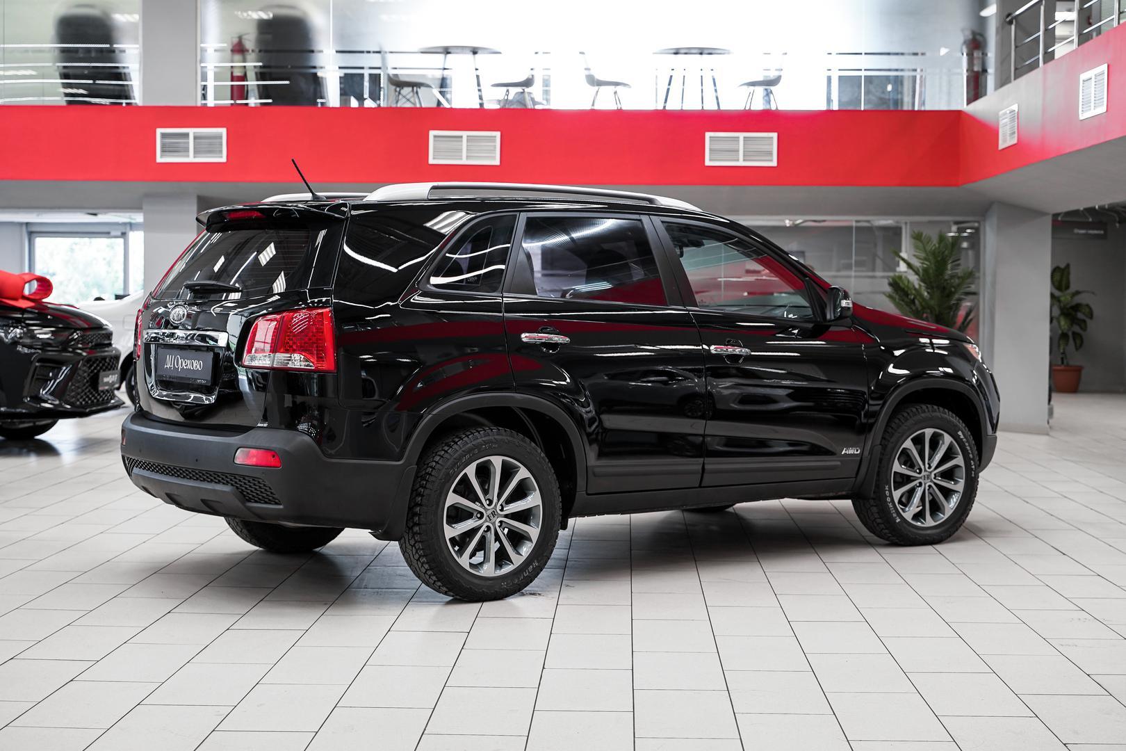 Kia Sorento 2012, черный, ДЦ Орехово