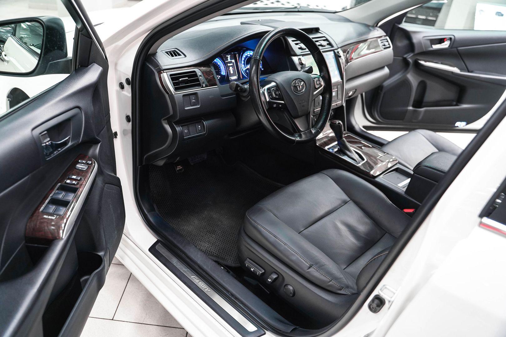 Toyota Camry 2018, белый, ДЦ Орехово