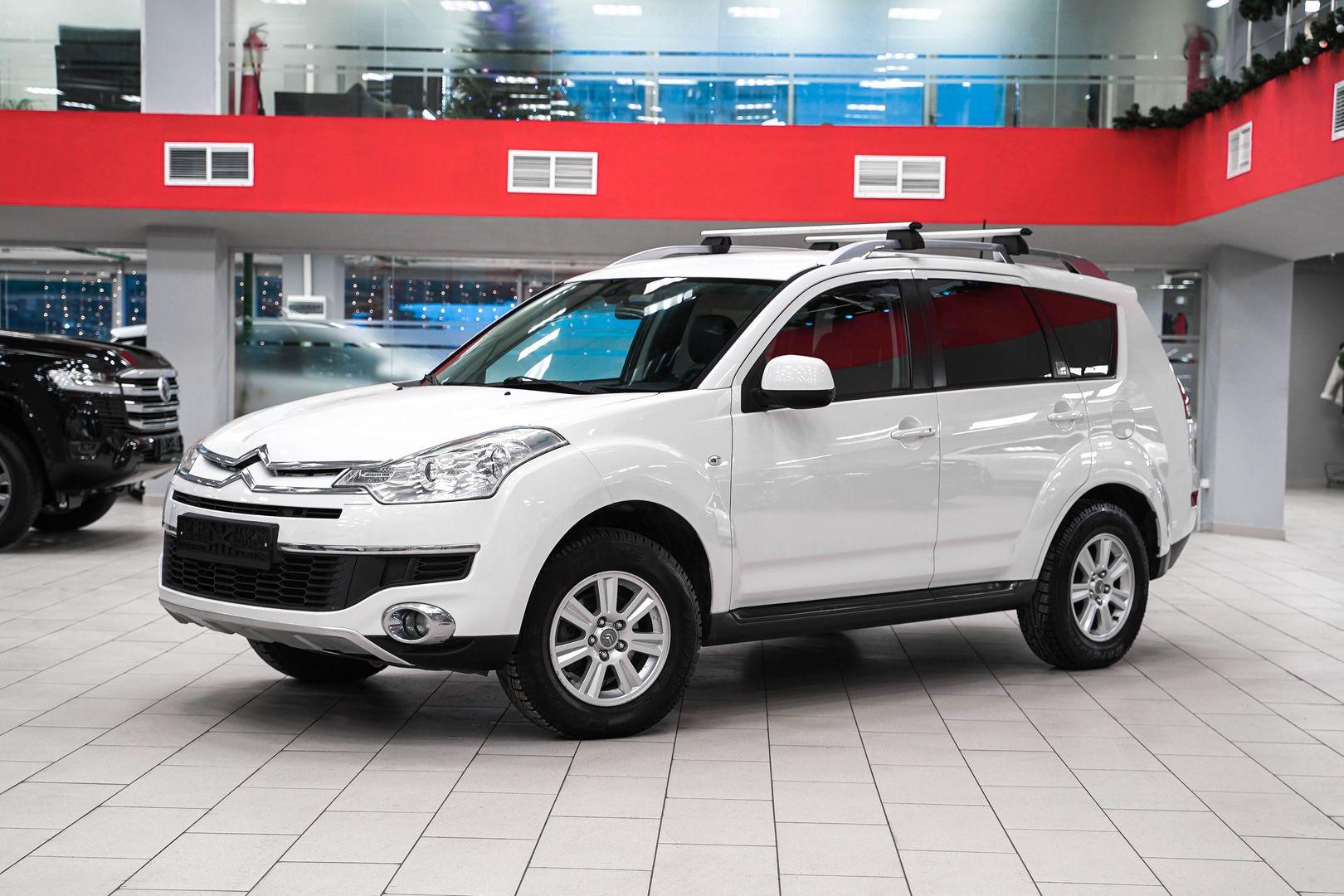 Citroen C-Crosser 2012, белый, ДЦ Орехово