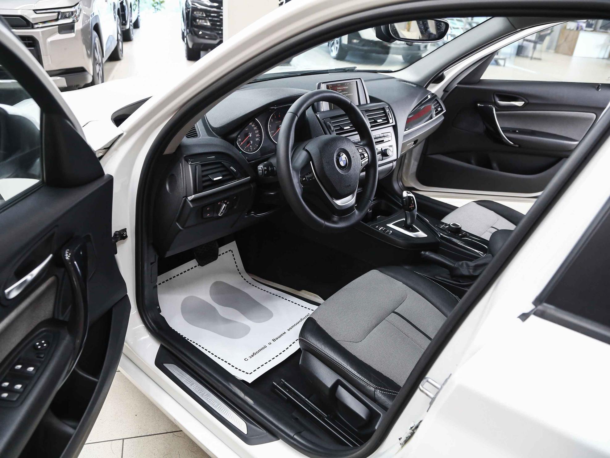BMW 1 серии 2013, белый, ДЦ Орехово