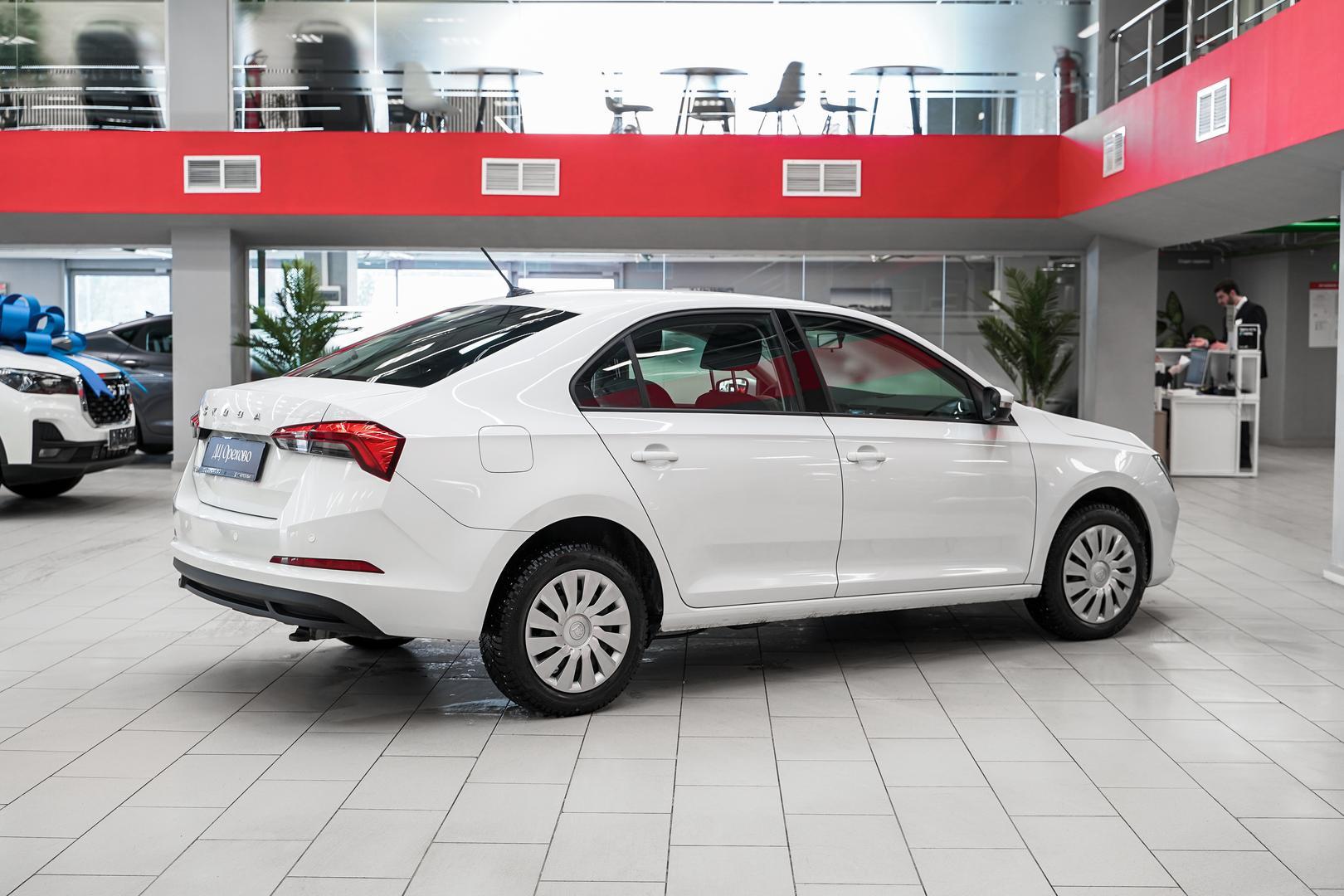 Skoda Rapid 2021, белый, ДЦ Орехово