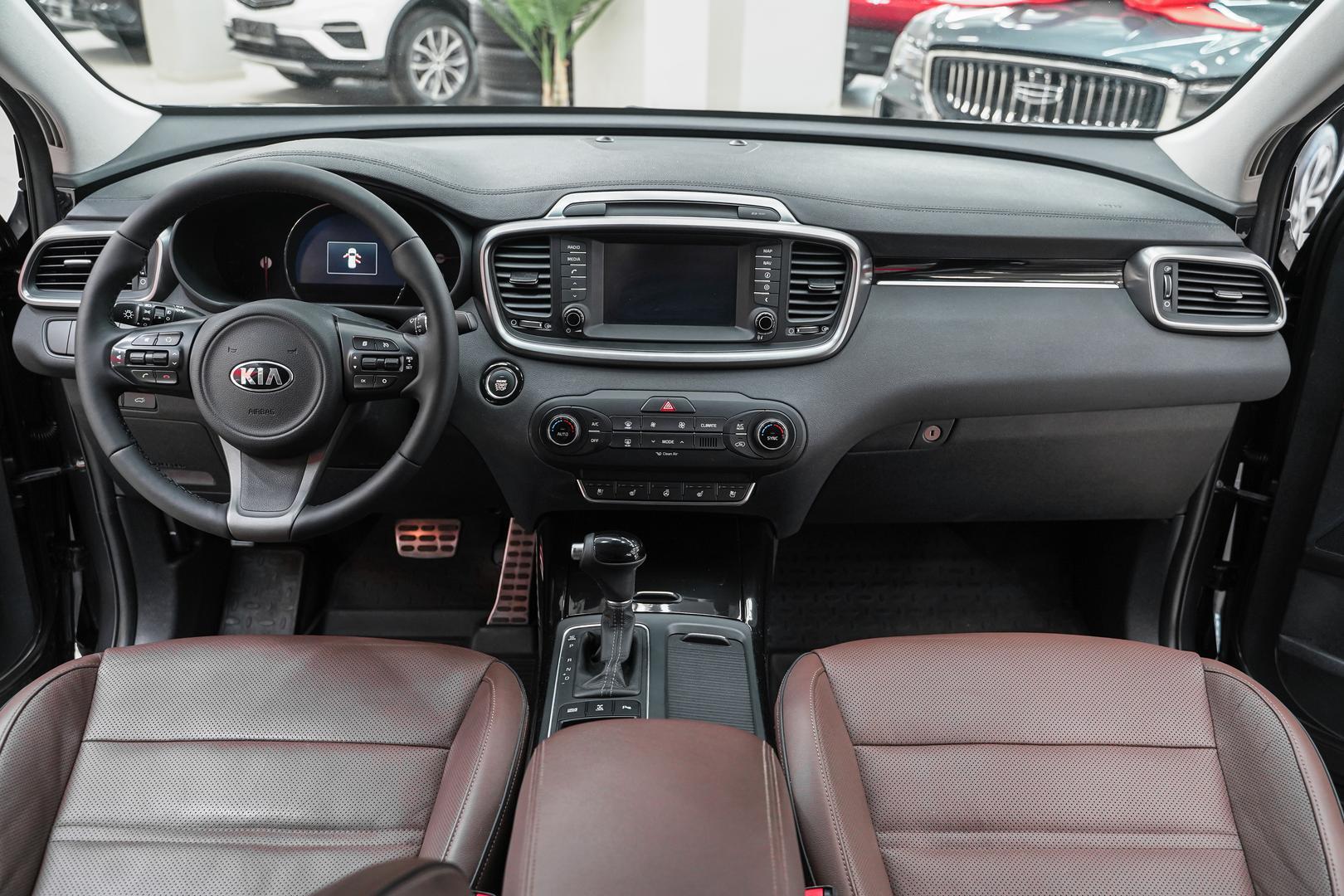Kia Sorento 2017, серый, ДЦ Орехово