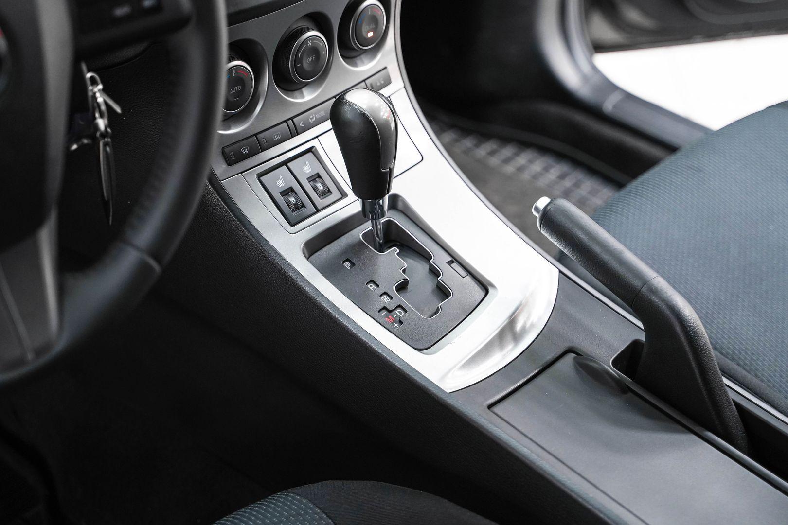 Mazda 3 2010, серый, ДЦ Орехово