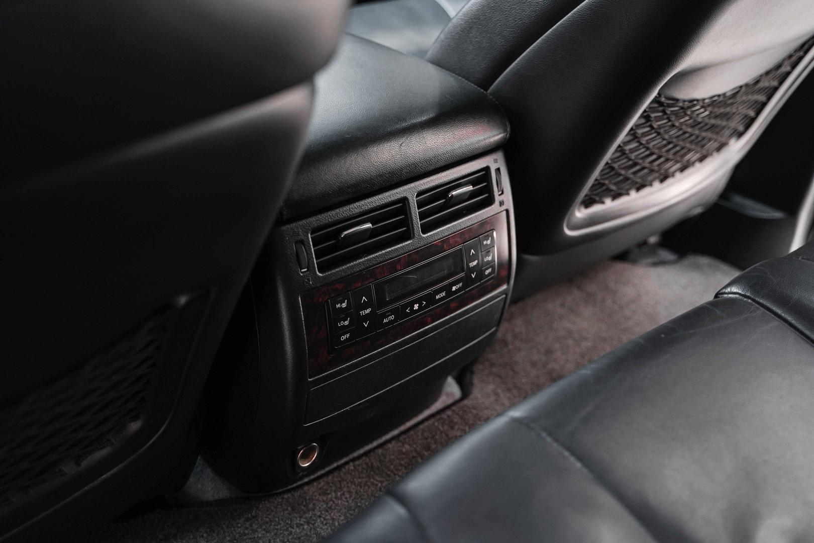 Toyota Land Cruiser 2012, черный, ДЦ Орехово