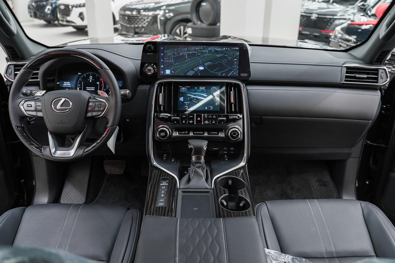 Lexus LX 2025, черный, ДЦ Орехово