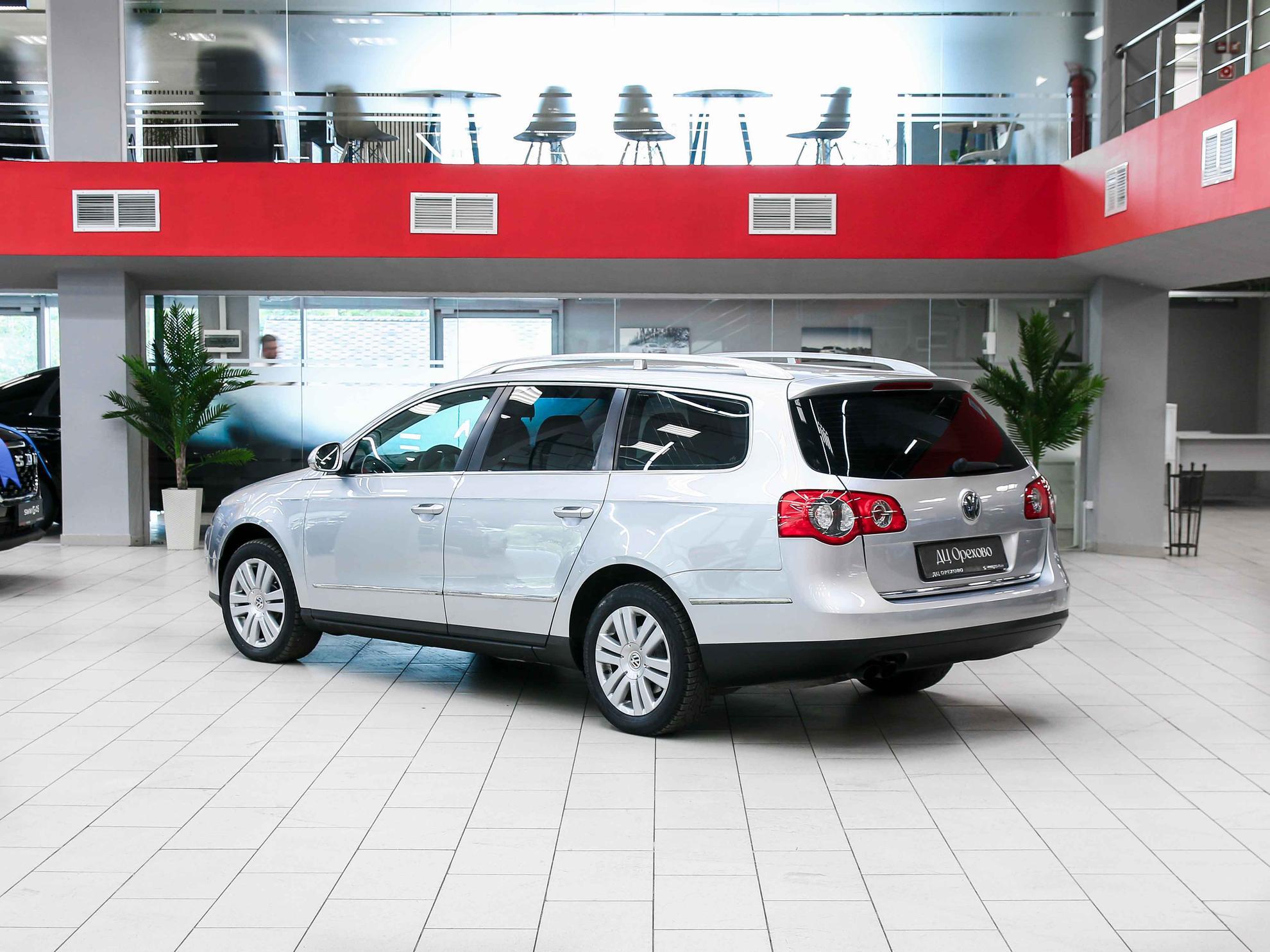Volkswagen Passat 2007, серебряный, ДЦ Орехово