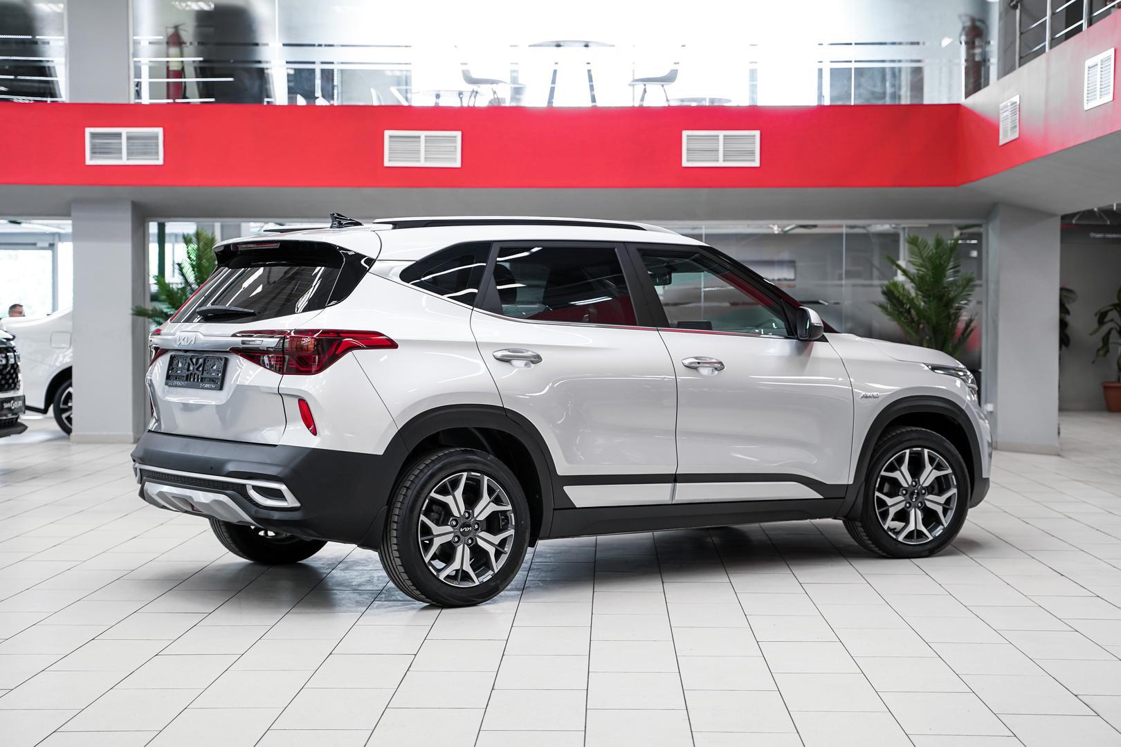Kia Seltos 2022, серебряный, ДЦ Орехово