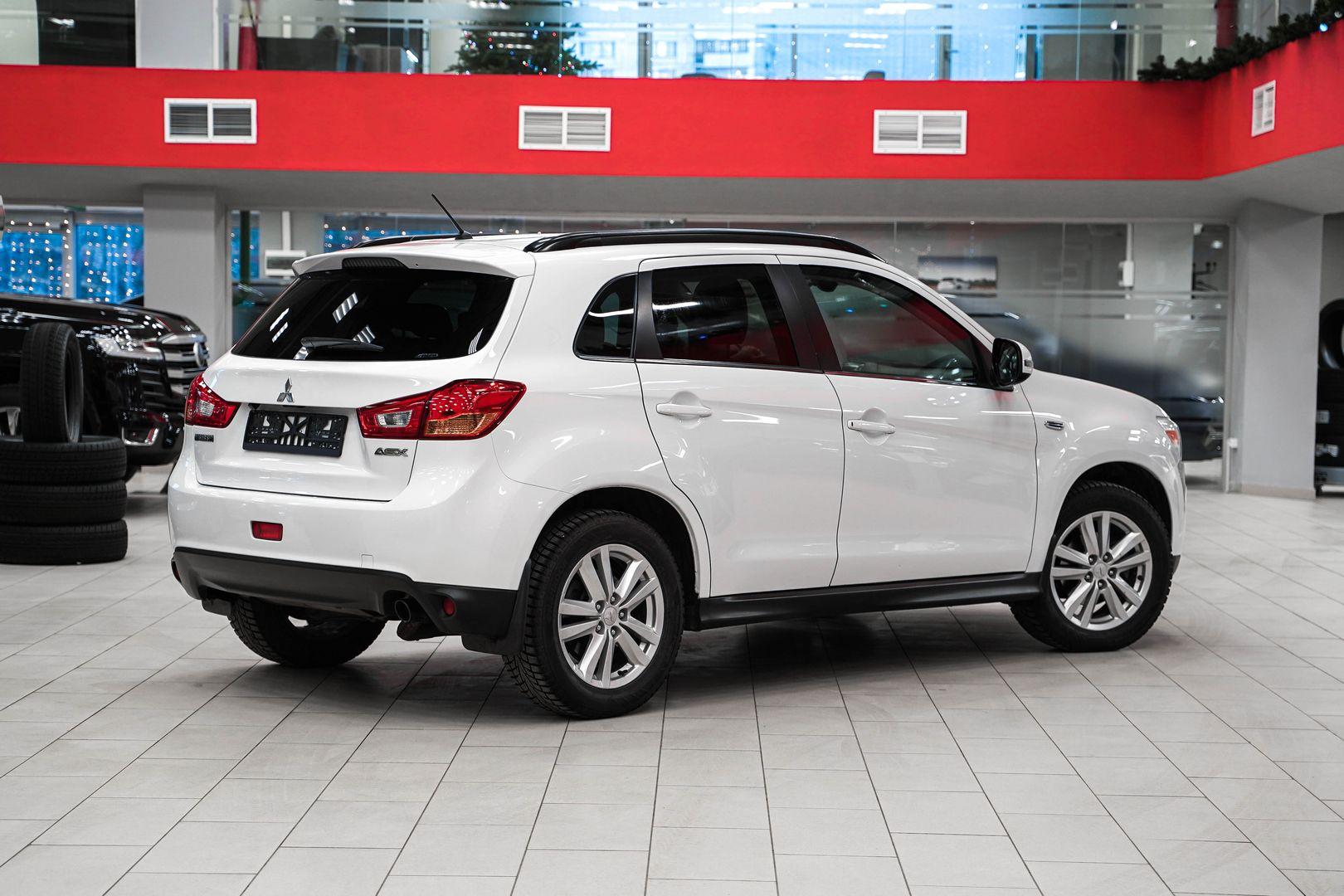 Mitsubishi ASX 2013, белый, ДЦ Орехово