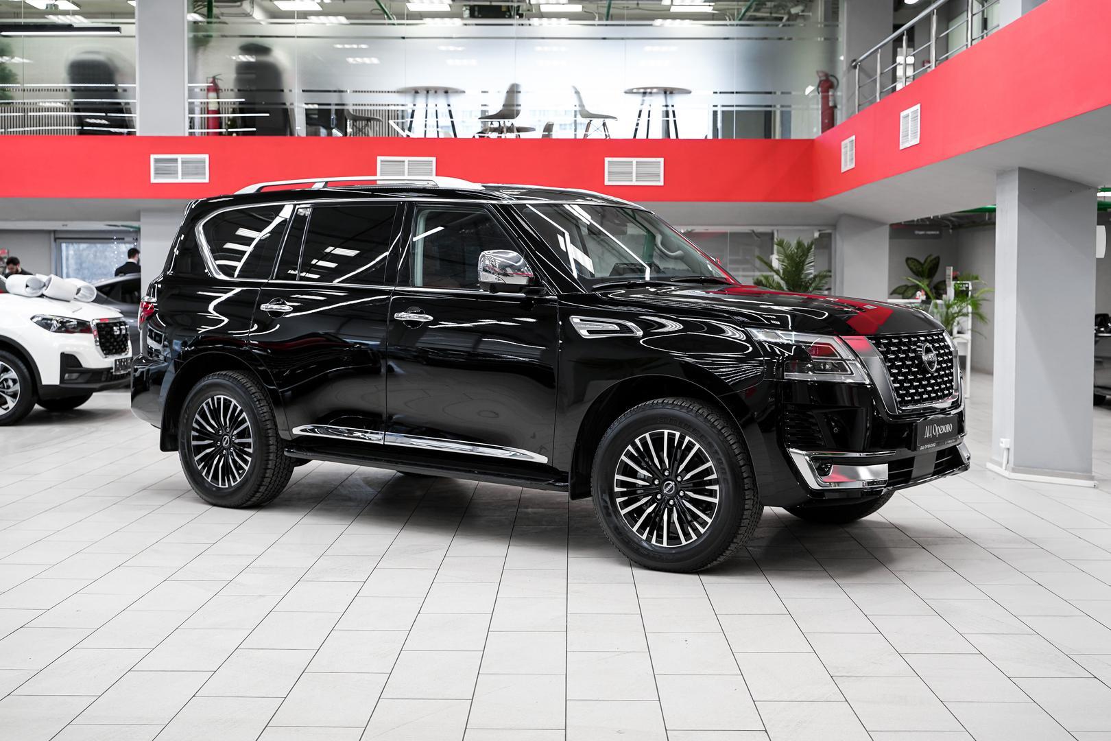 Nissan Patrol 2022, черный, ДЦ Орехово