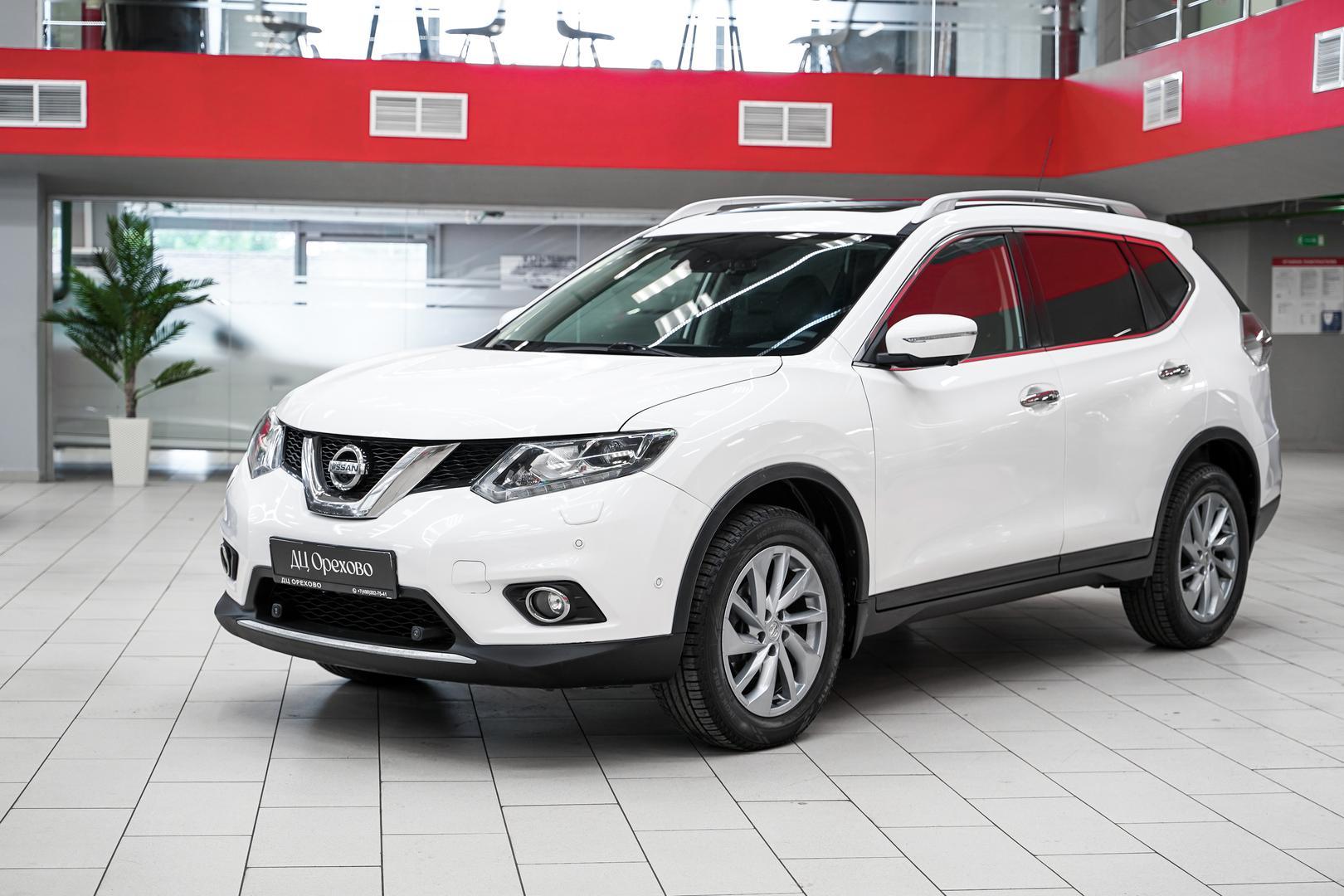Nissan X-Trail 2015, белый, ДЦ Орехово