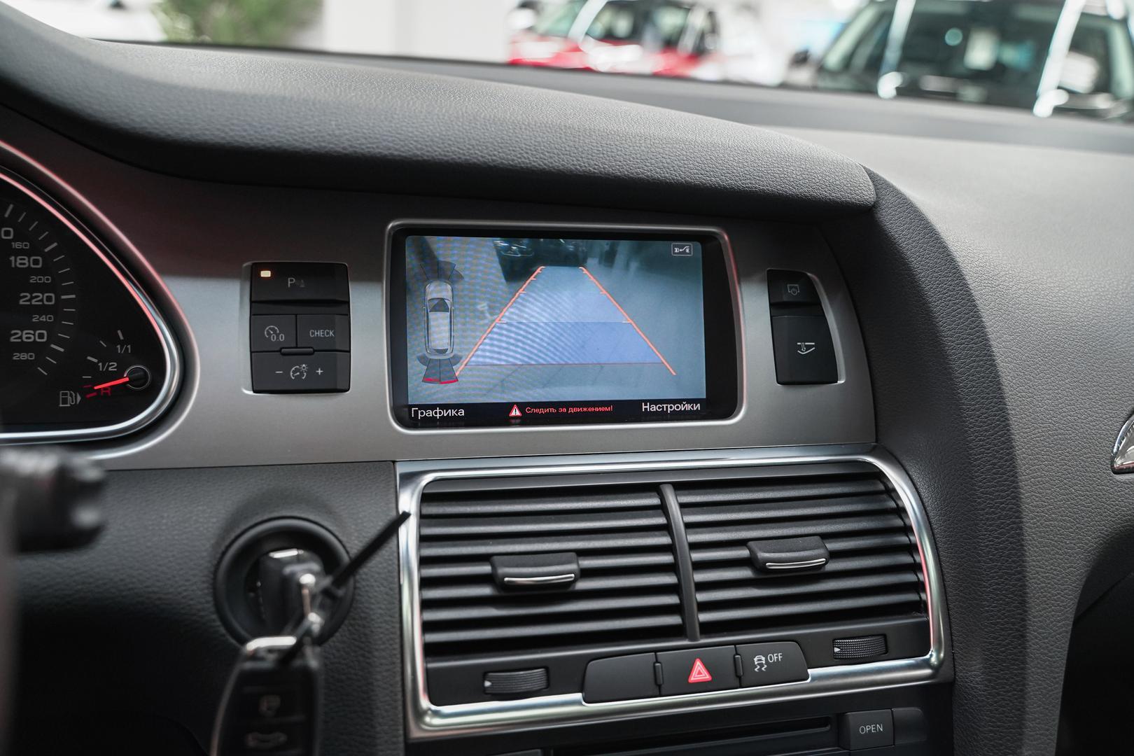 Audi Q7 2012, белый, ДЦ Орехово