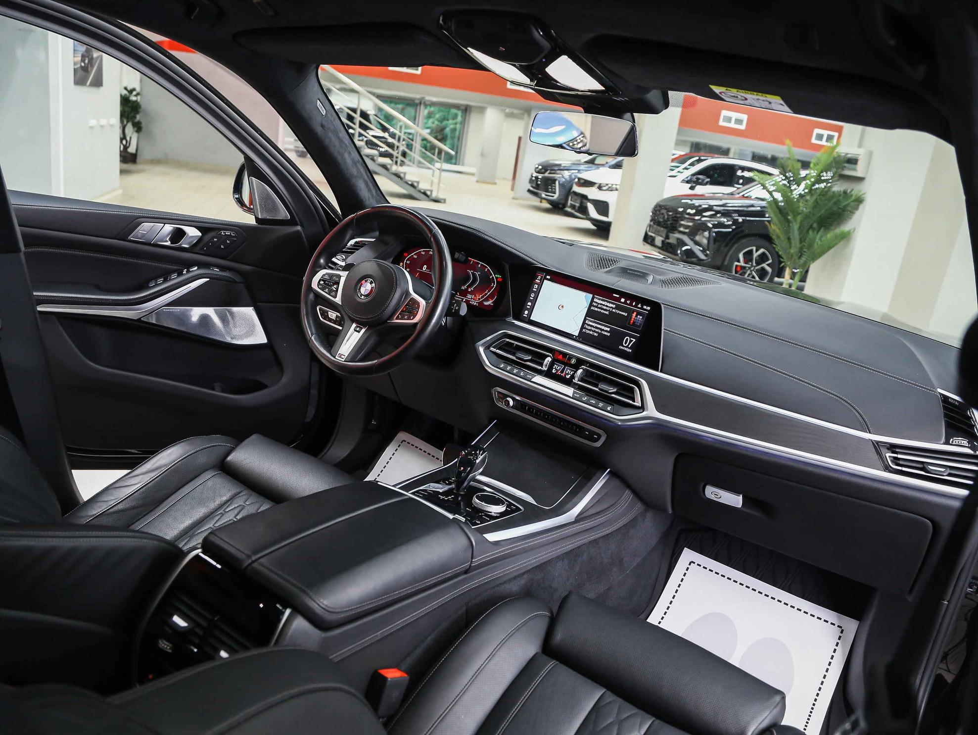BMW X7 2020, черный, ДЦ Орехово