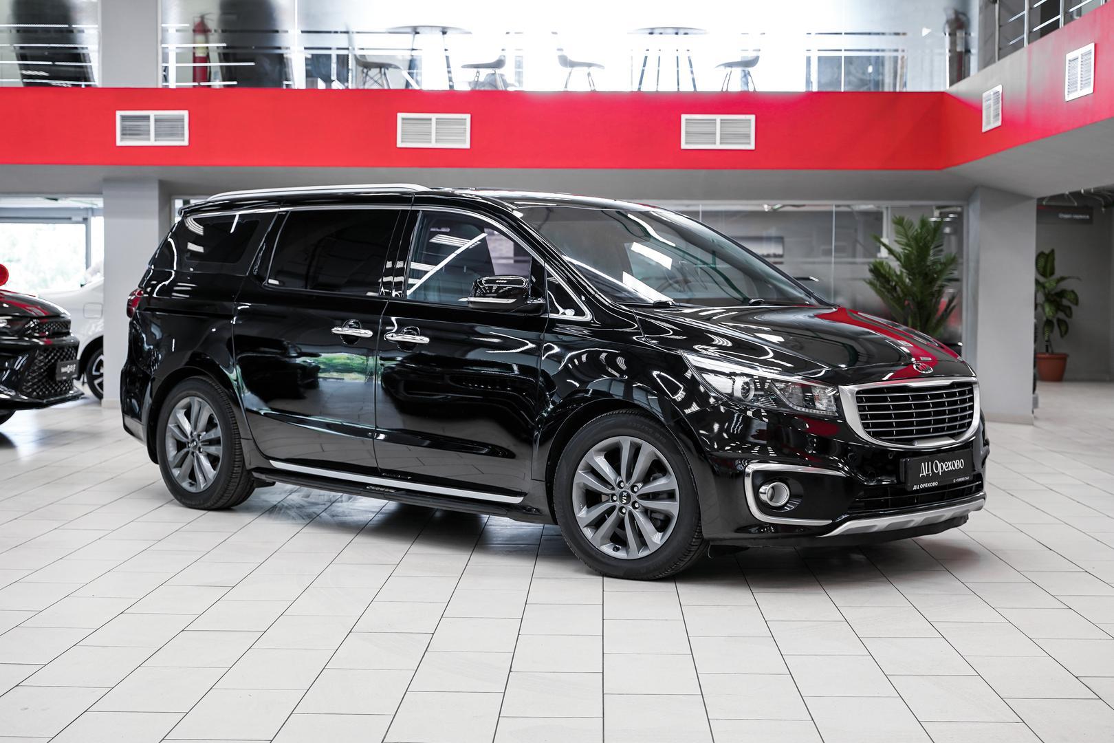 Kia Carnival 2017, черный, ДЦ Орехово