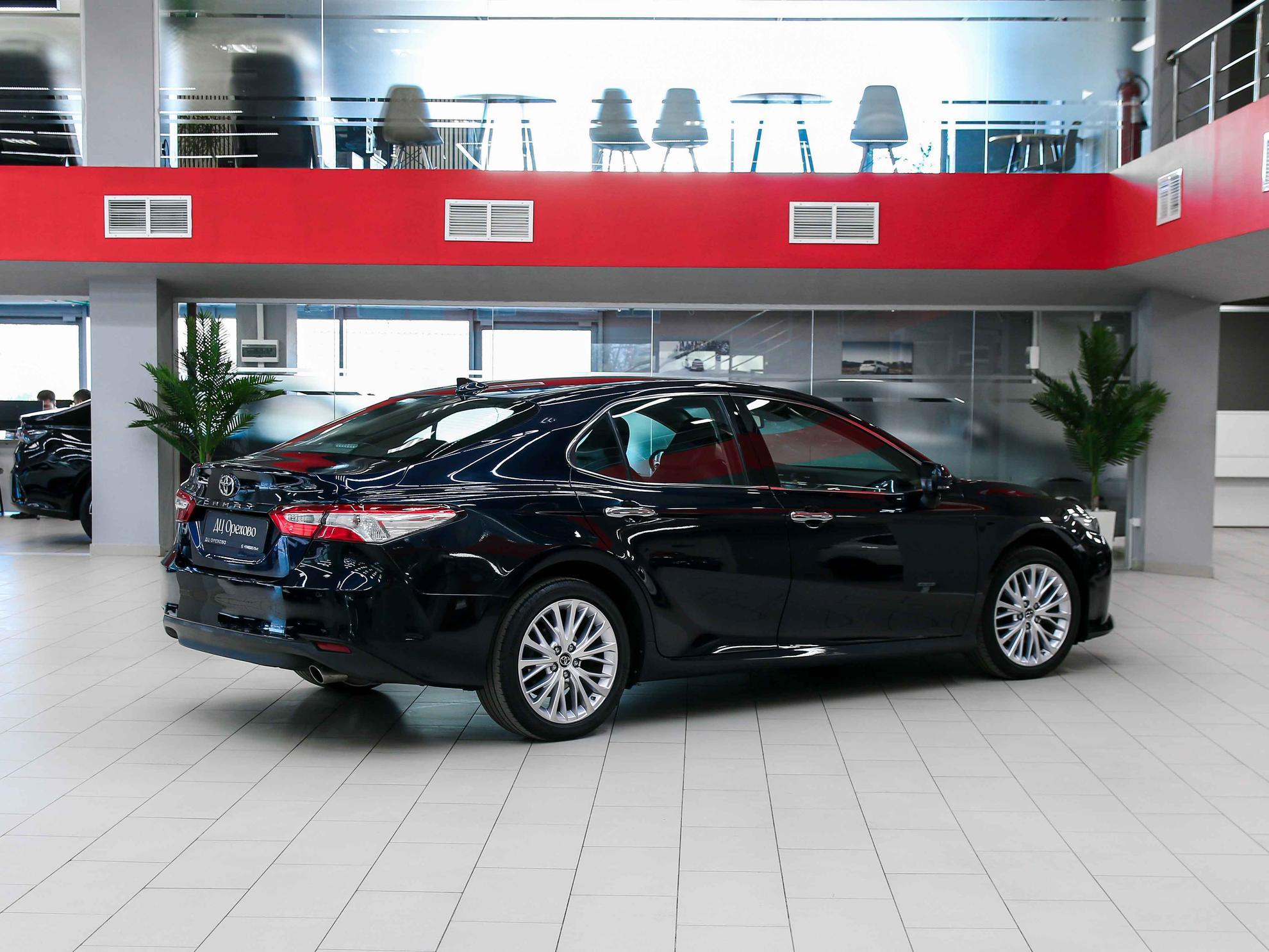 Toyota Camry 2018, синий, ДЦ Орехово