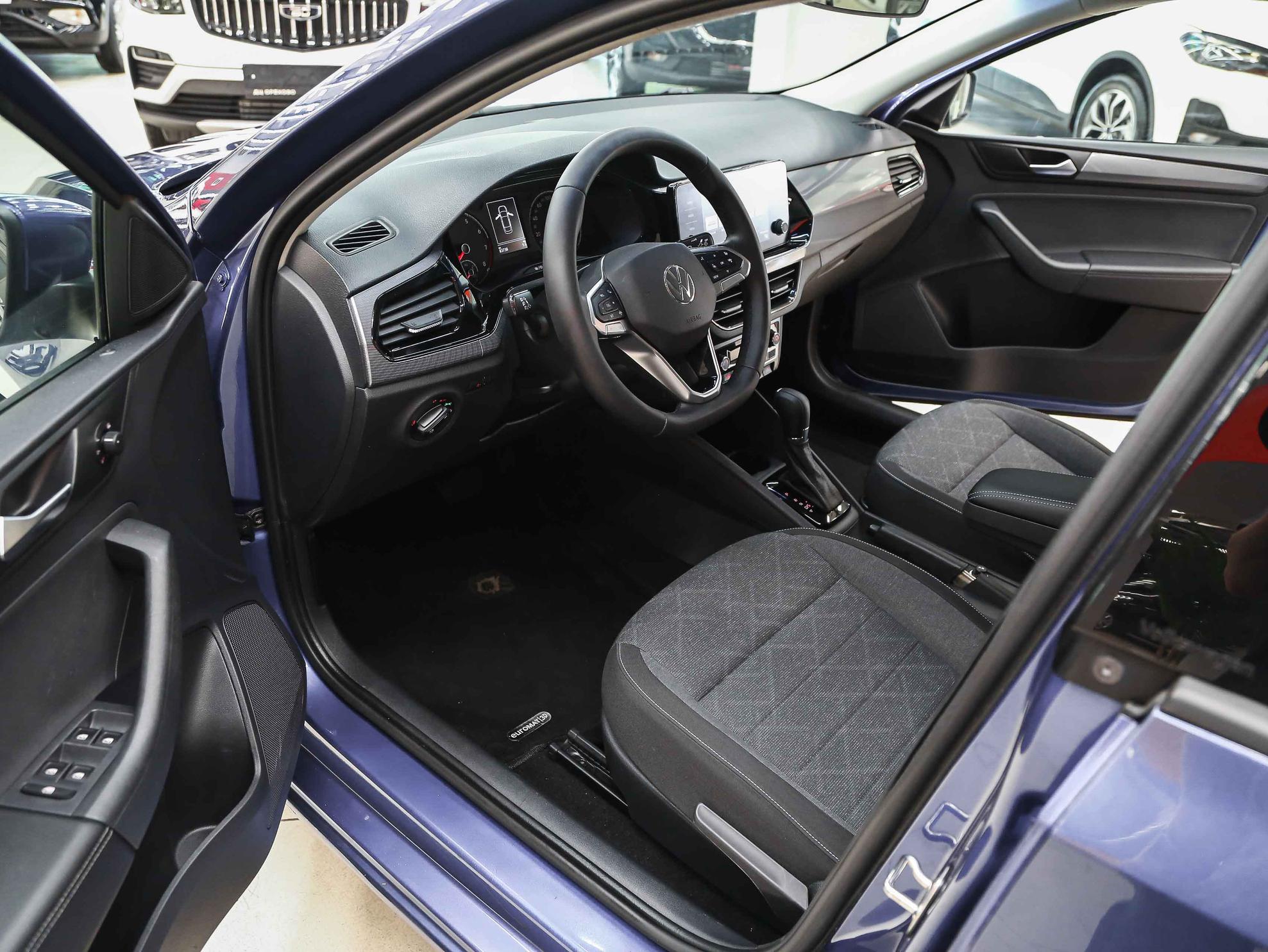 Volkswagen Polo 2020, синий, ДЦ Орехово