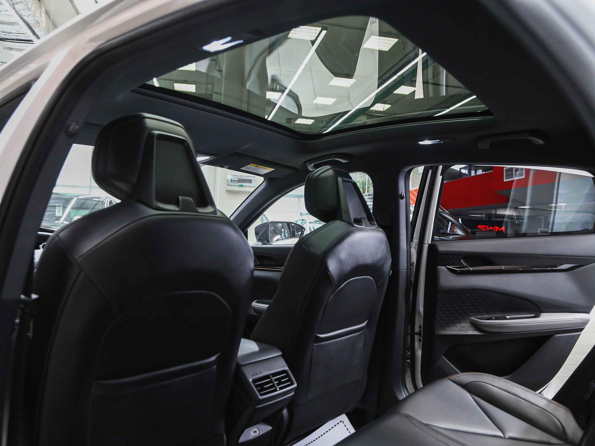 Changan UNI-V 2023, белый, ДЦ Орехово