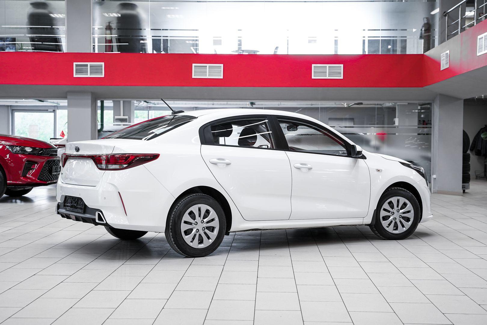 Kia Rio 2020, белый, ДЦ Орехово