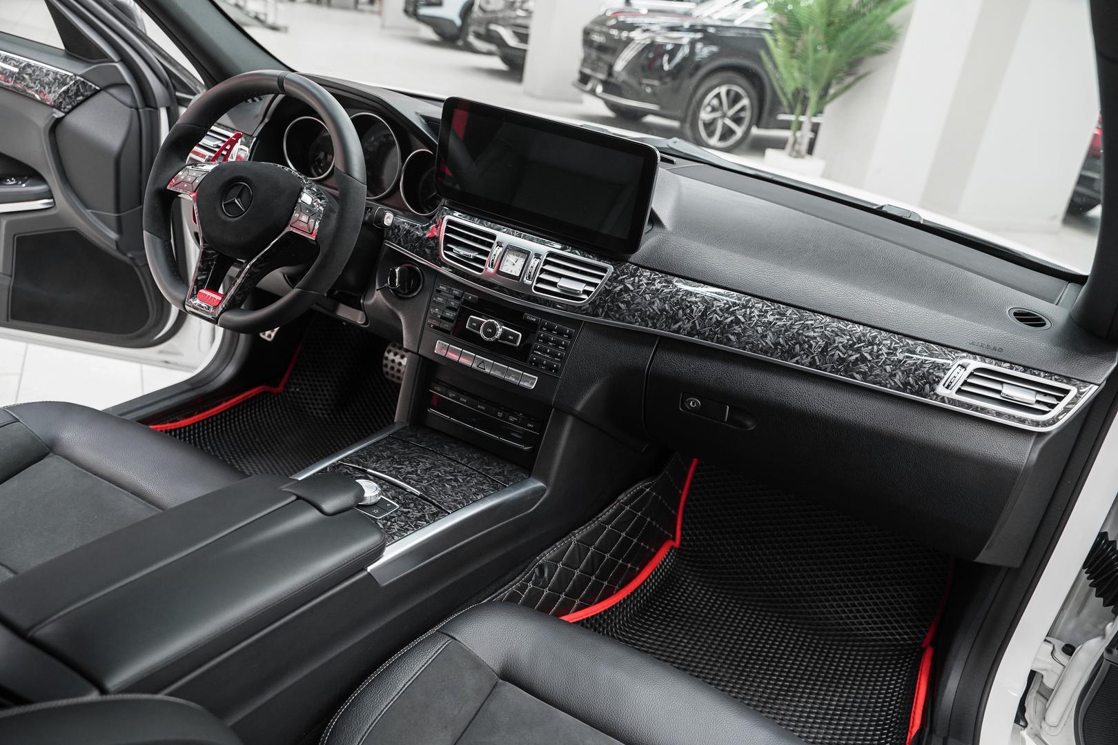 Mercedes-Benz E-Класс 2014, белый, ДЦ Орехово