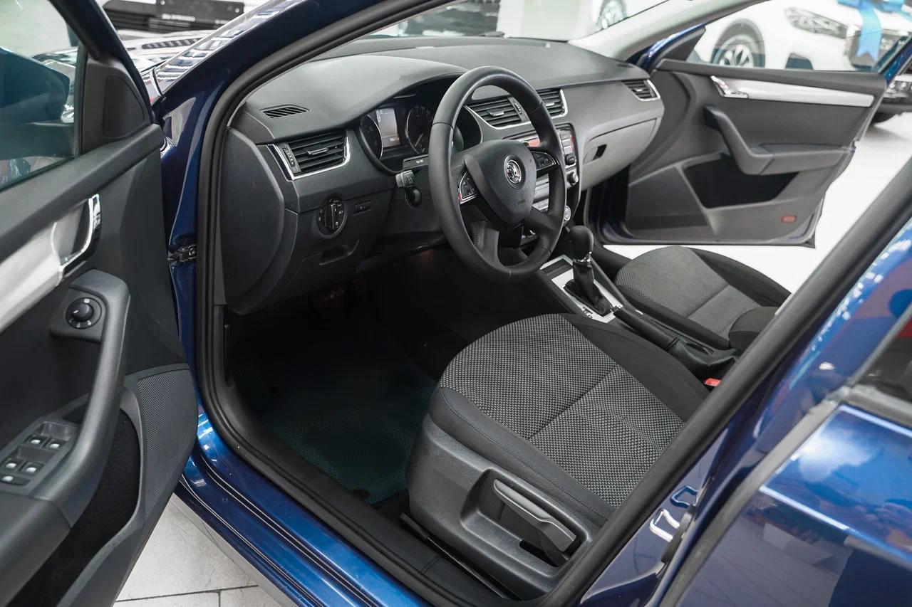 Skoda Octavia 2014, синий, ДЦ Орехово