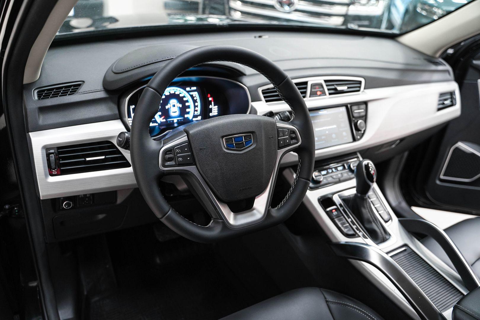 Geely Atlas 2018, черный, ДЦ Орехово