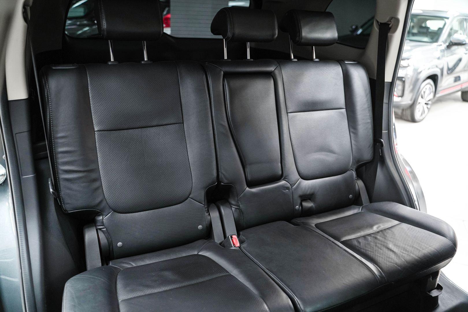 Mitsubishi Outlander 2013, серый, ДЦ Орехово