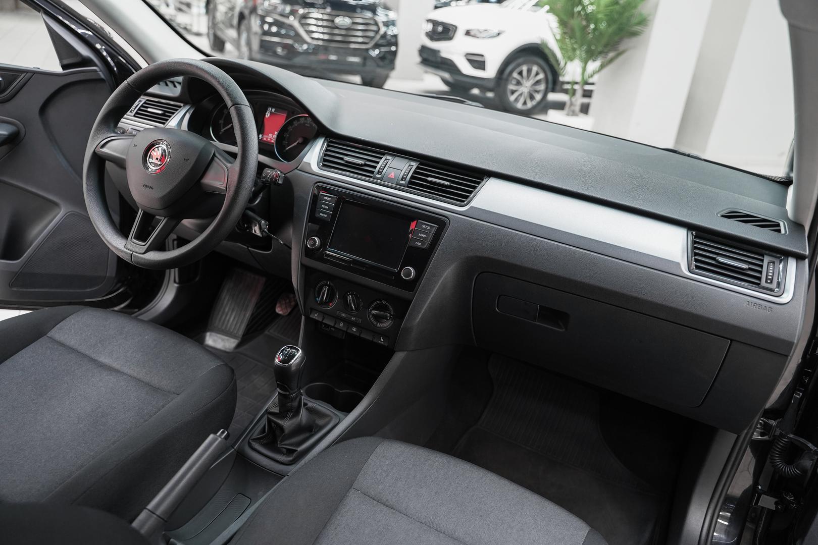 Skoda Rapid 2019, черный, ДЦ Орехово