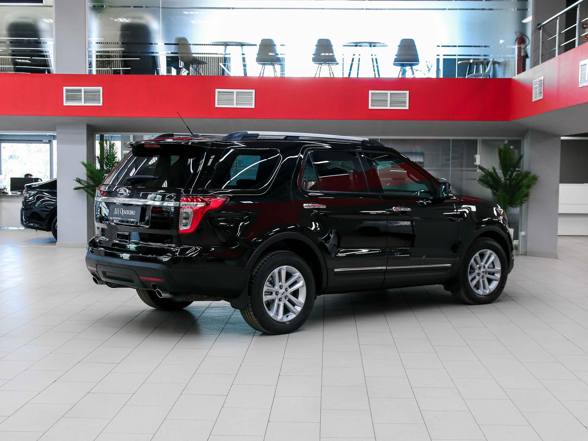 Ford Explorer 2013, черный, ДЦ Орехово