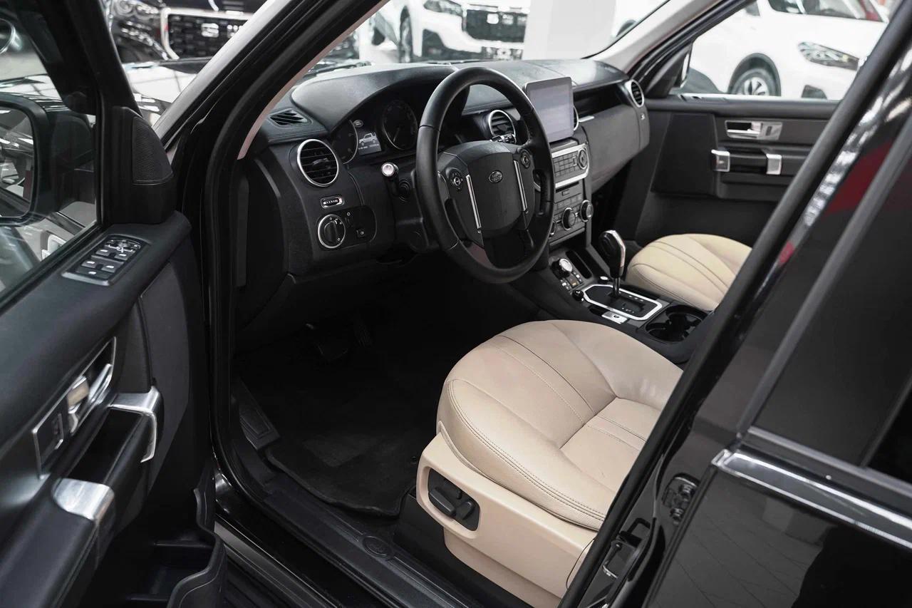 Land Rover Discovery 2012, черный, ДЦ Орехово