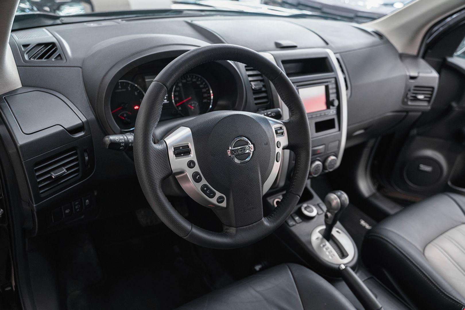 Nissan X-Trail 2012, фиолетовый, ДЦ Орехово