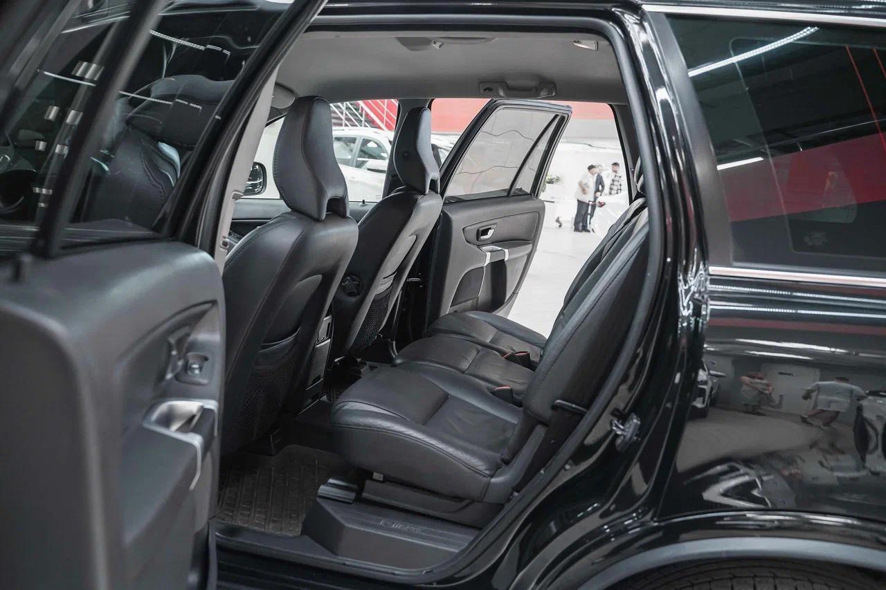 Volvo XC90 2011, черный, ДЦ Орехово