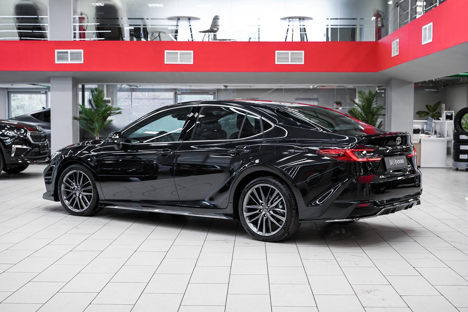 Toyota Camry 2025, черный, ДЦ Орехово