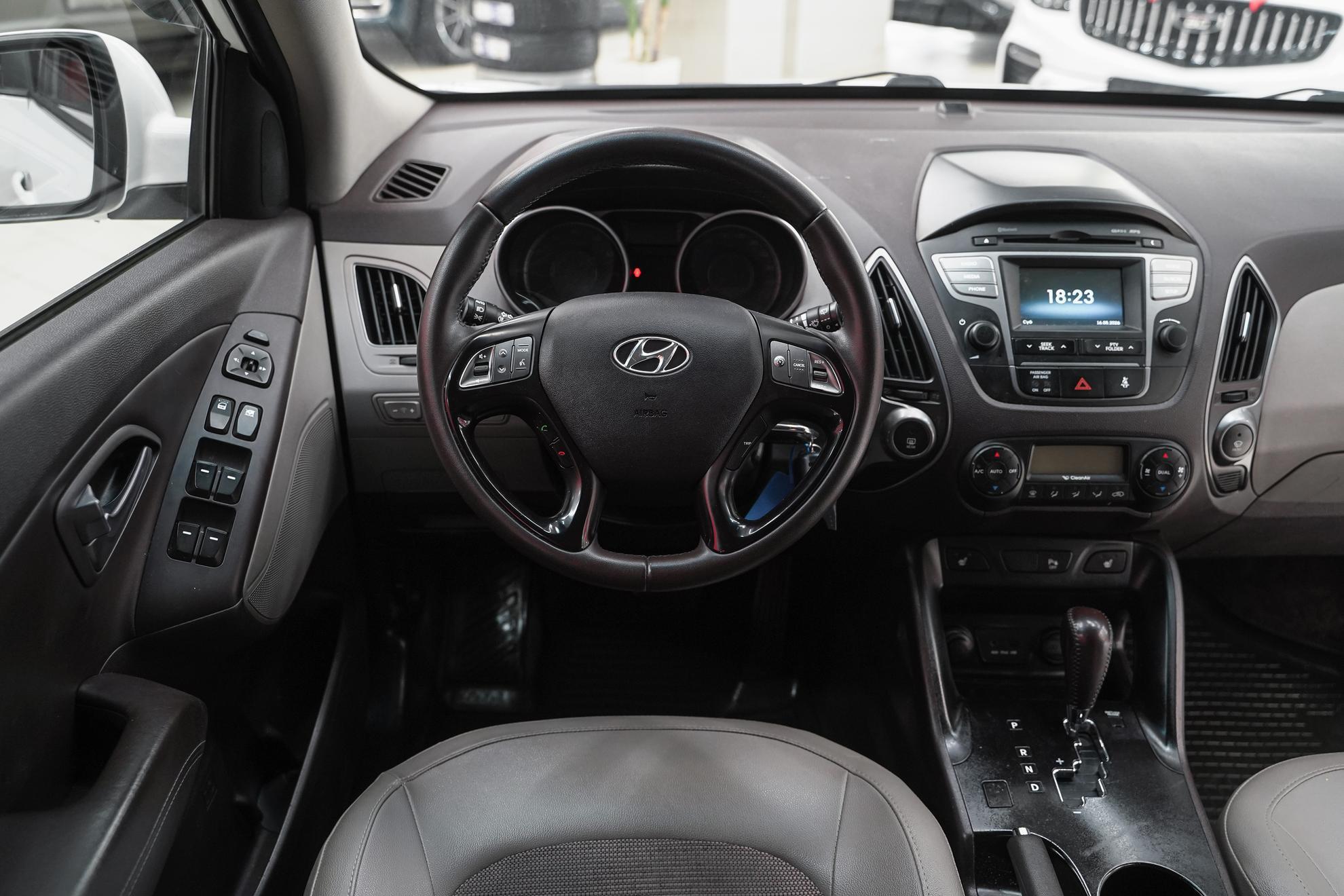 Hyundai ix35 2014, белый, ДЦ Орехово