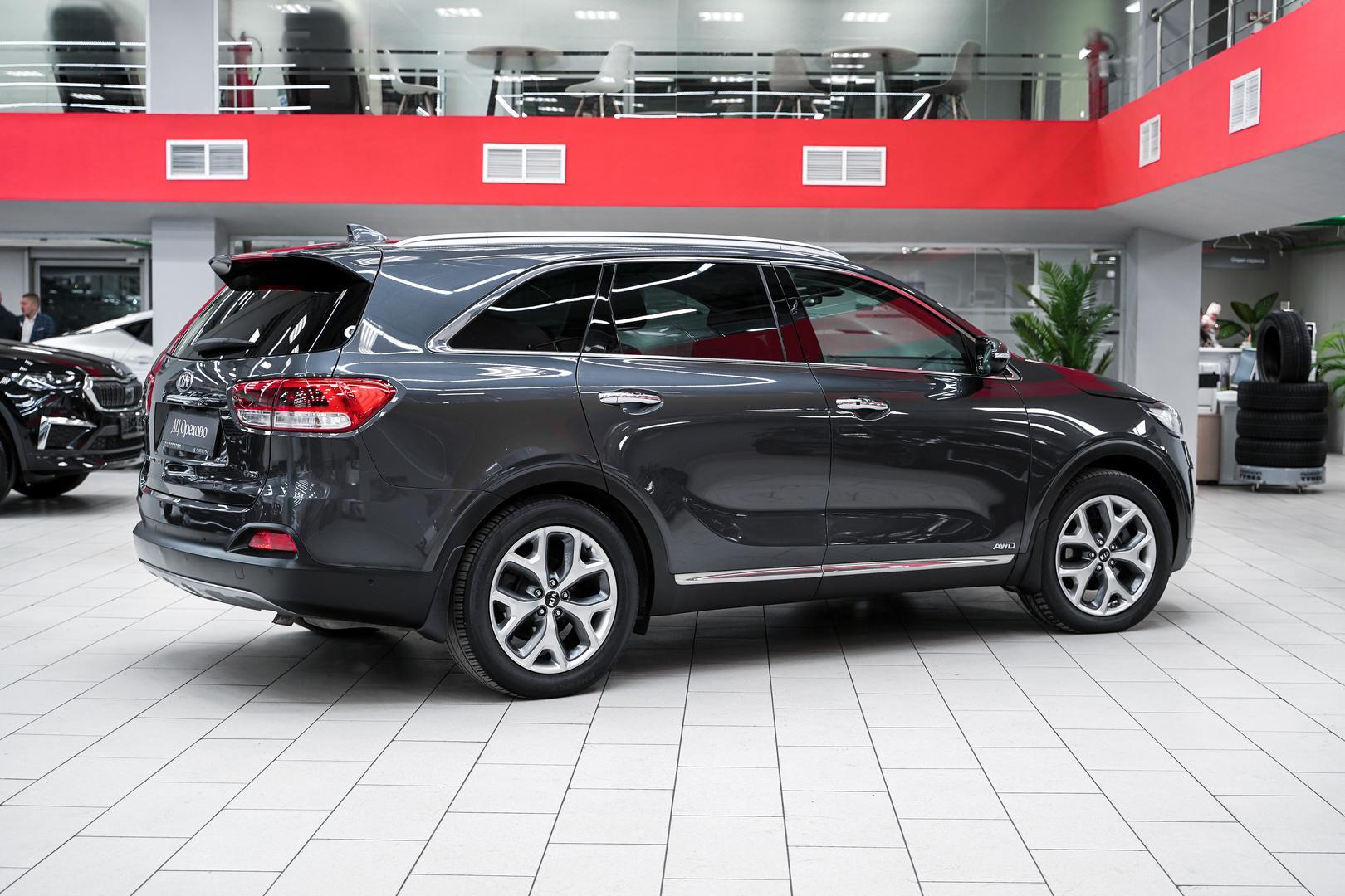 Kia Sorento 2017, серый, ДЦ Орехово